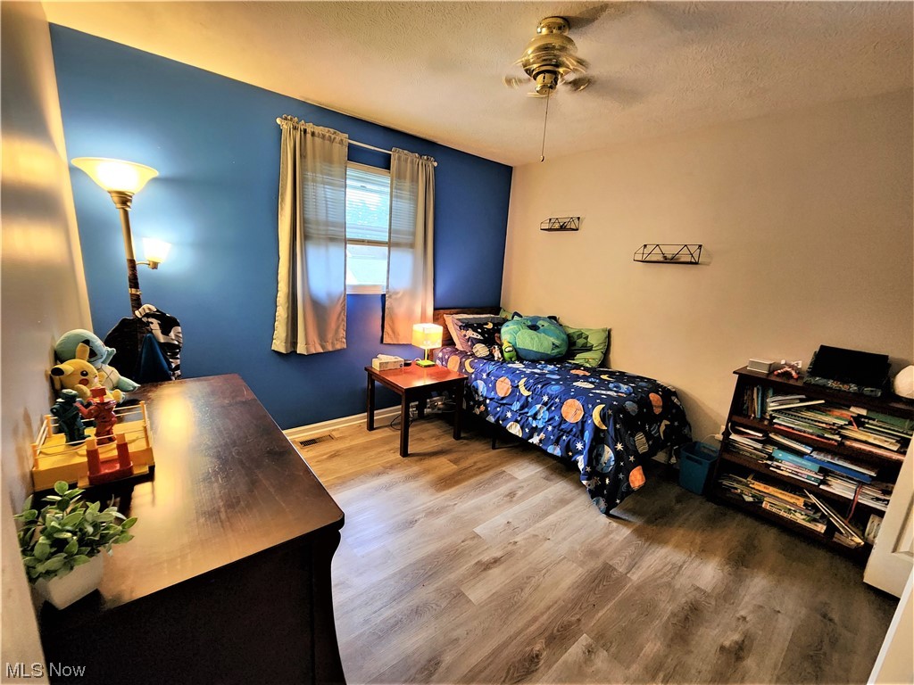 Village/Gloria Glens Park - Residential