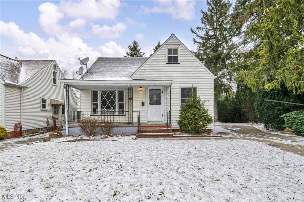 Photo of 13719 Wolf Avenue, Garfield Heights, OH 44125 (MLS # 5178026)