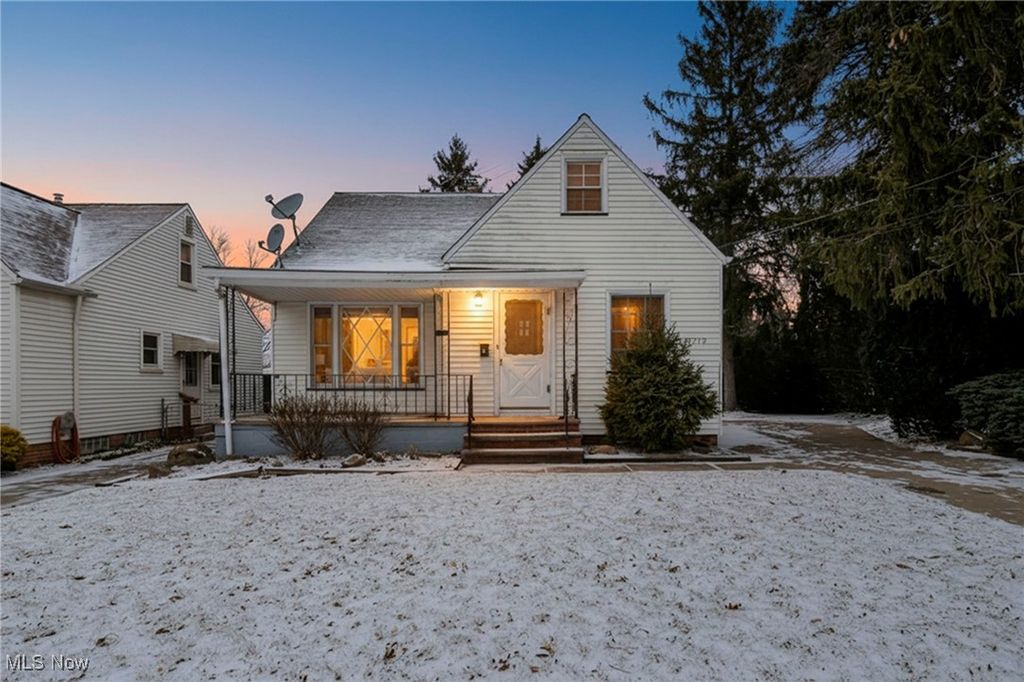 Photo of 13719 Wolf Avenue, Garfield Heights, OH 44125 (MLS # 5178026)