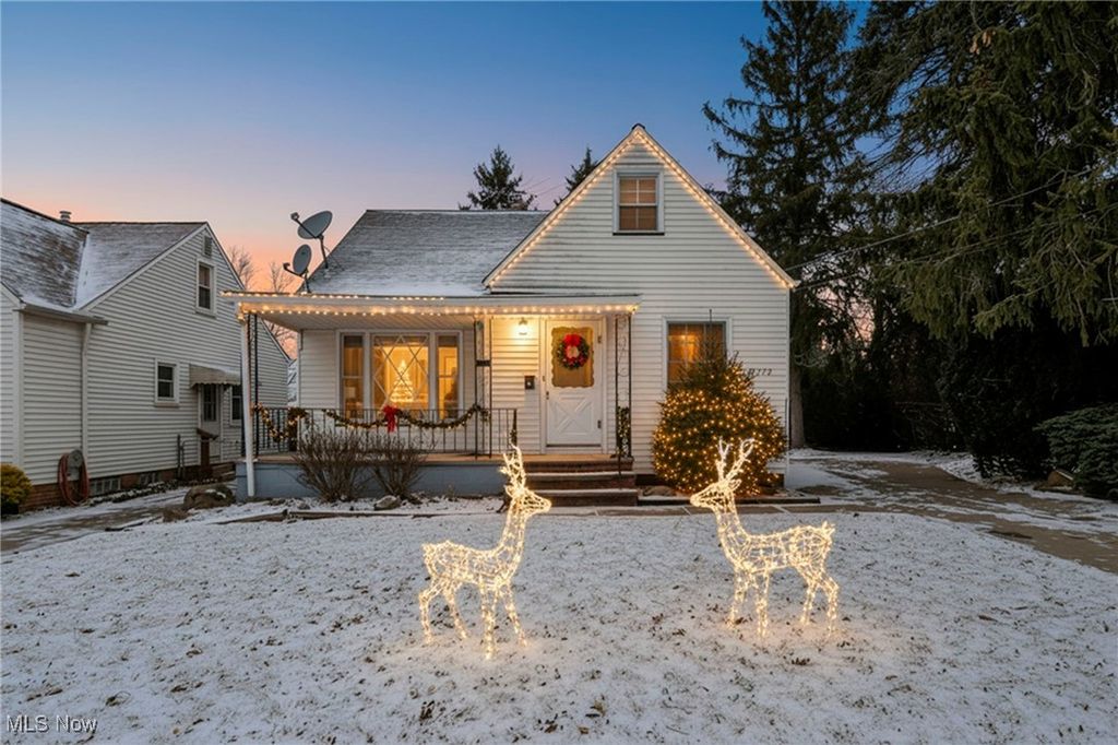 Photo of 13719 Wolf Avenue, Garfield Heights, OH 44125 (MLS # 5178026)