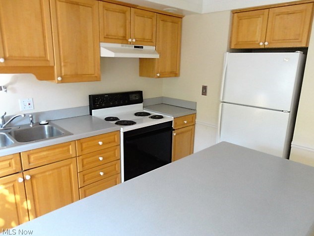 Georgetown/Lyndhurstcondo - Residential