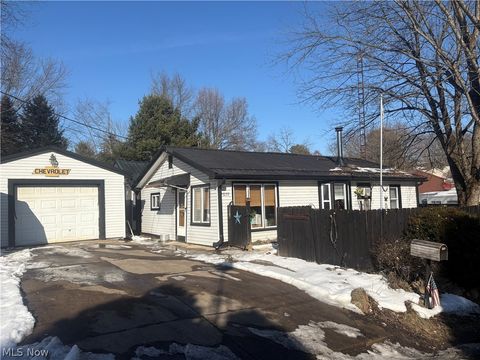 Homes For Sale - 2039 Vesper Road<br/> Carrollton, OH 44615