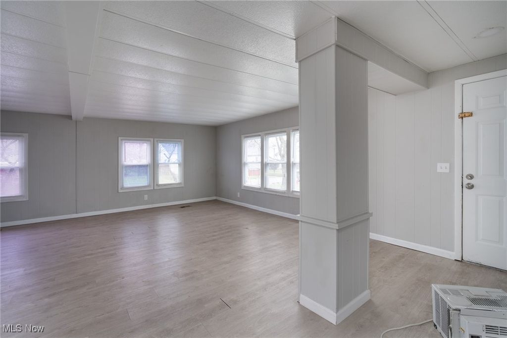 Photo of 476 Stallion Court, LaGrange, OH 44050 (MLS # 5176928)