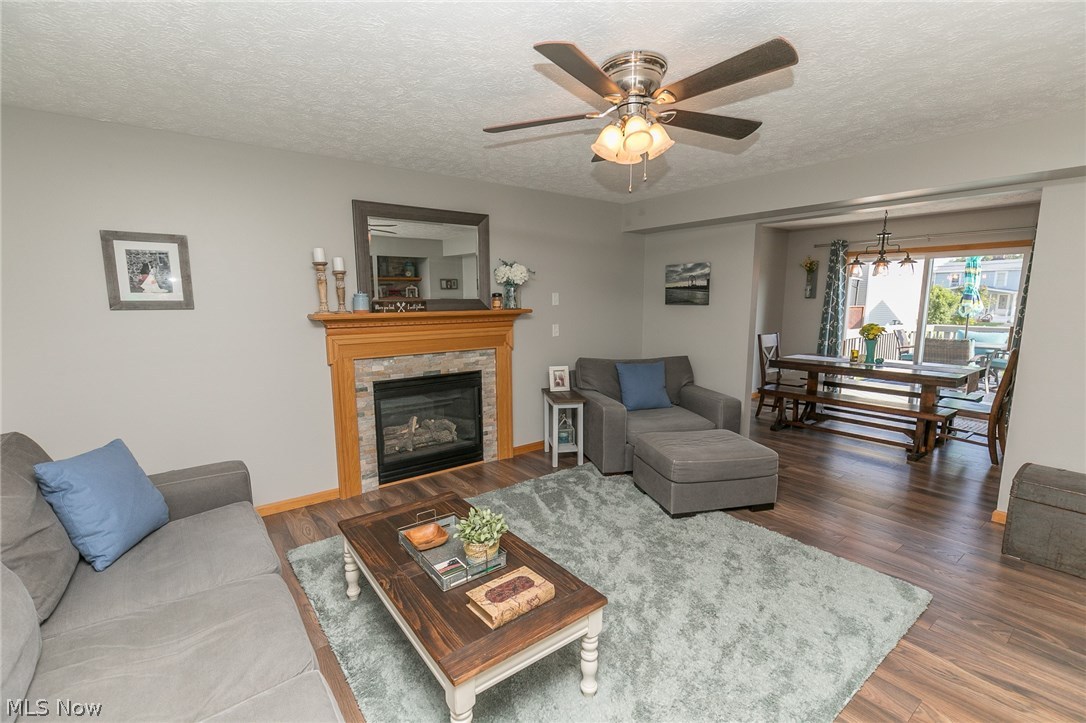 Center Rdg Heights - Residential