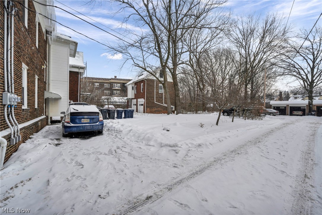 Euclid Heights - Residential Income