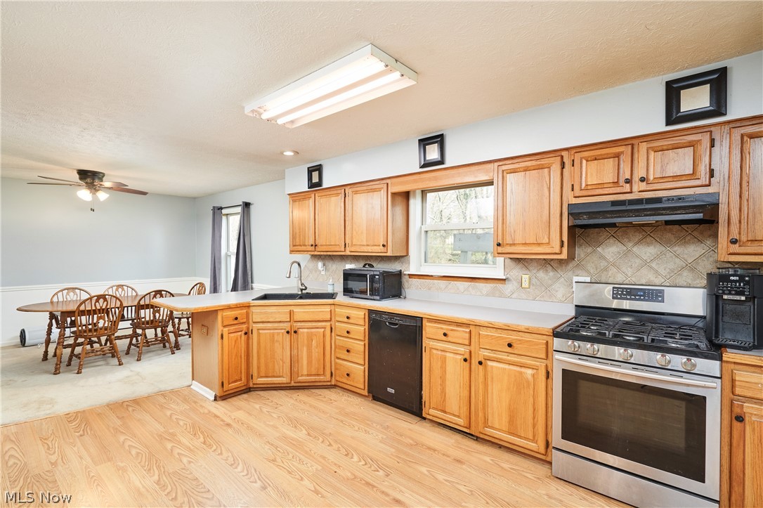 R Homes Acres - Residential