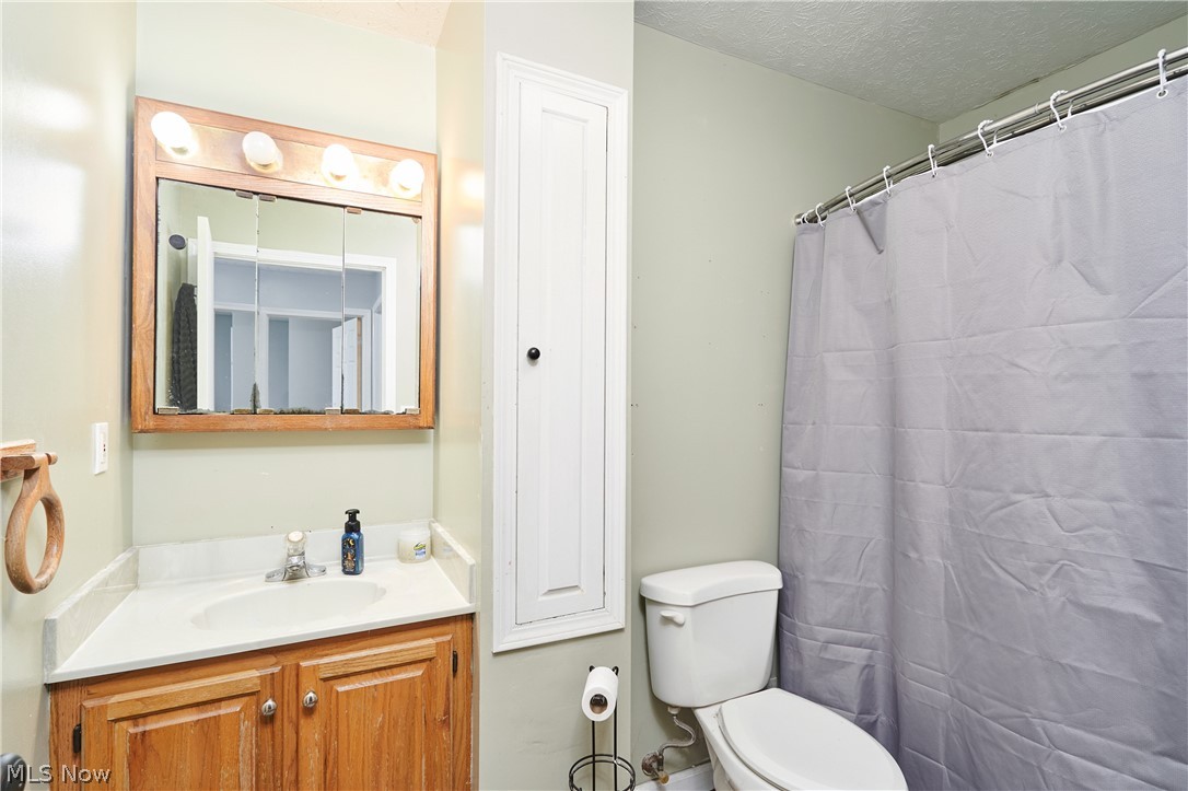 R Homes Acres - Residential