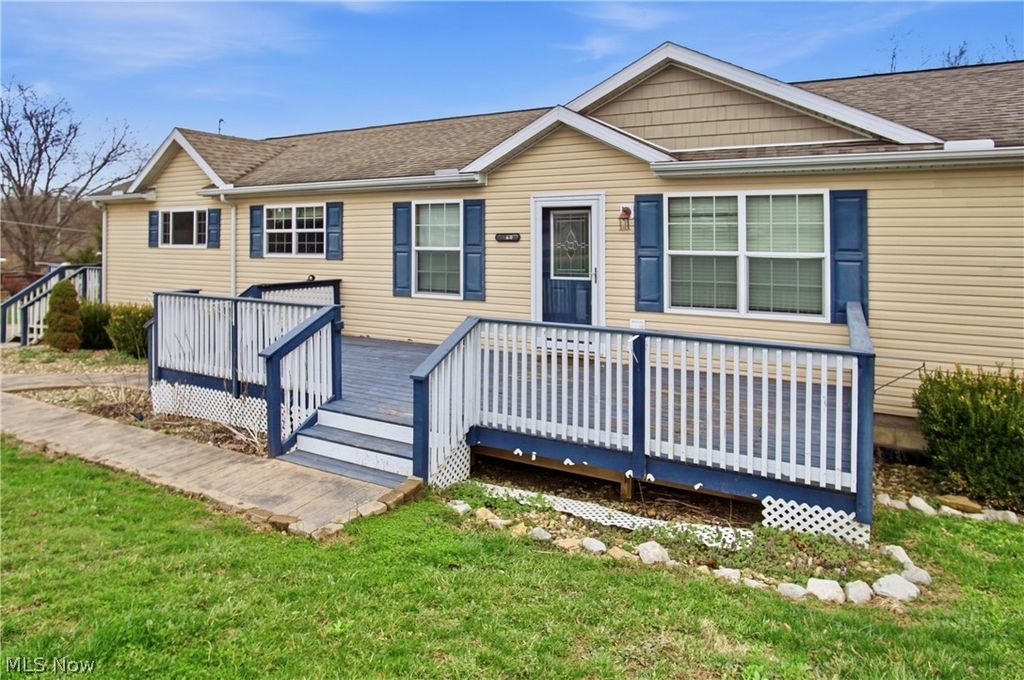 Photo of 960 3rd Street, Philo, OH 43771 (MLS # 5193844)