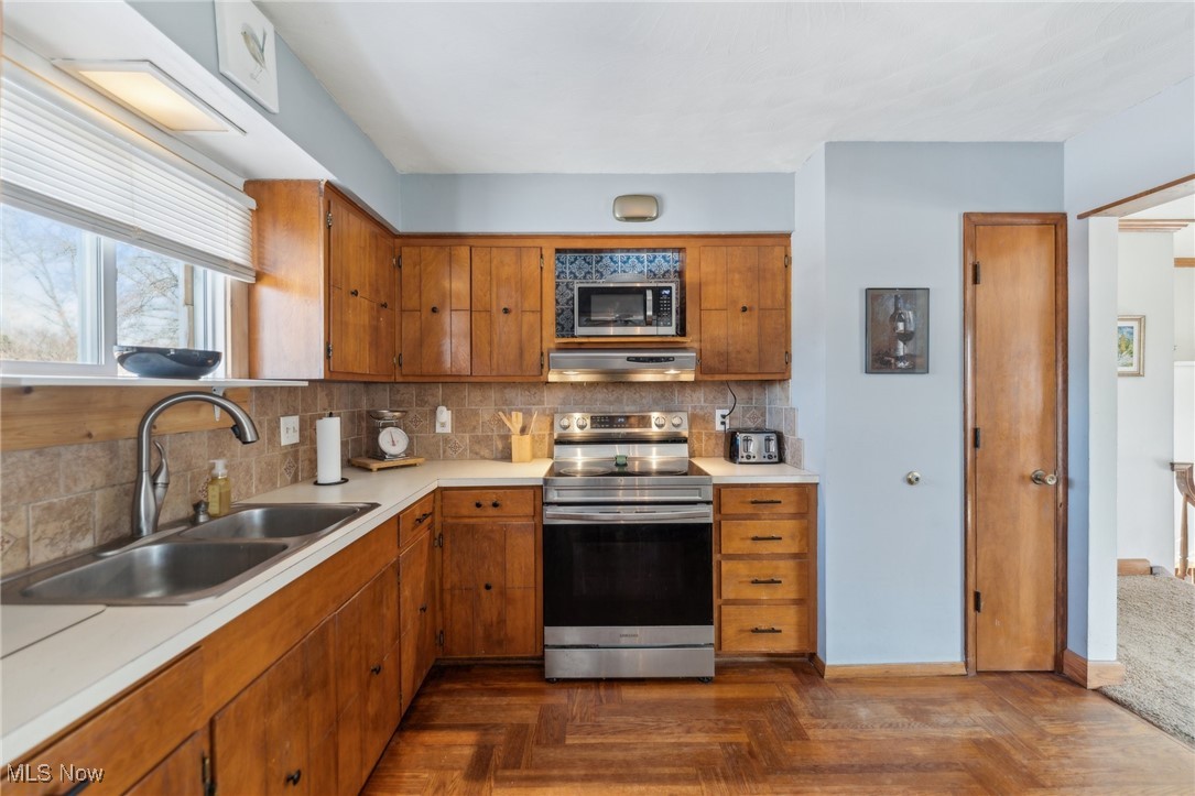 5300 Wiltshire Road, North Royalton, Ohio image 12