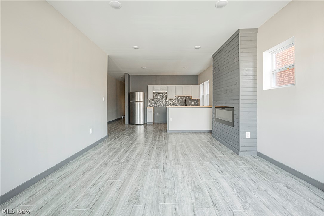 Lake Shore Blvd - Residential Income