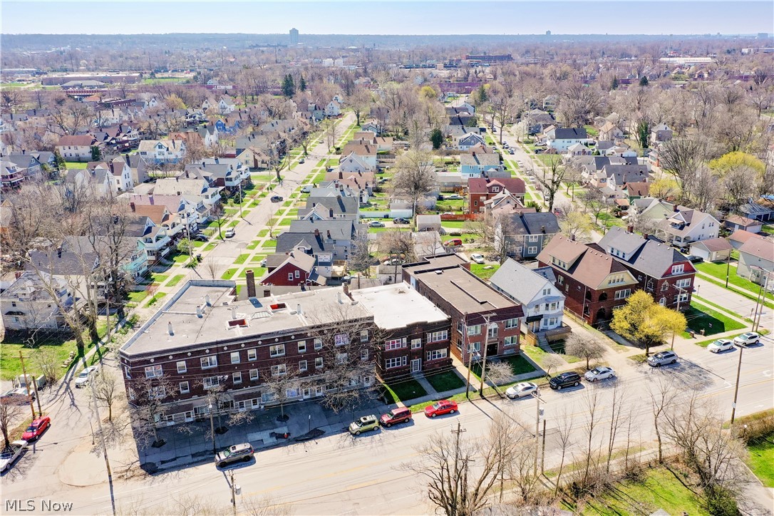 Lake Shore Blvd - Residential Income