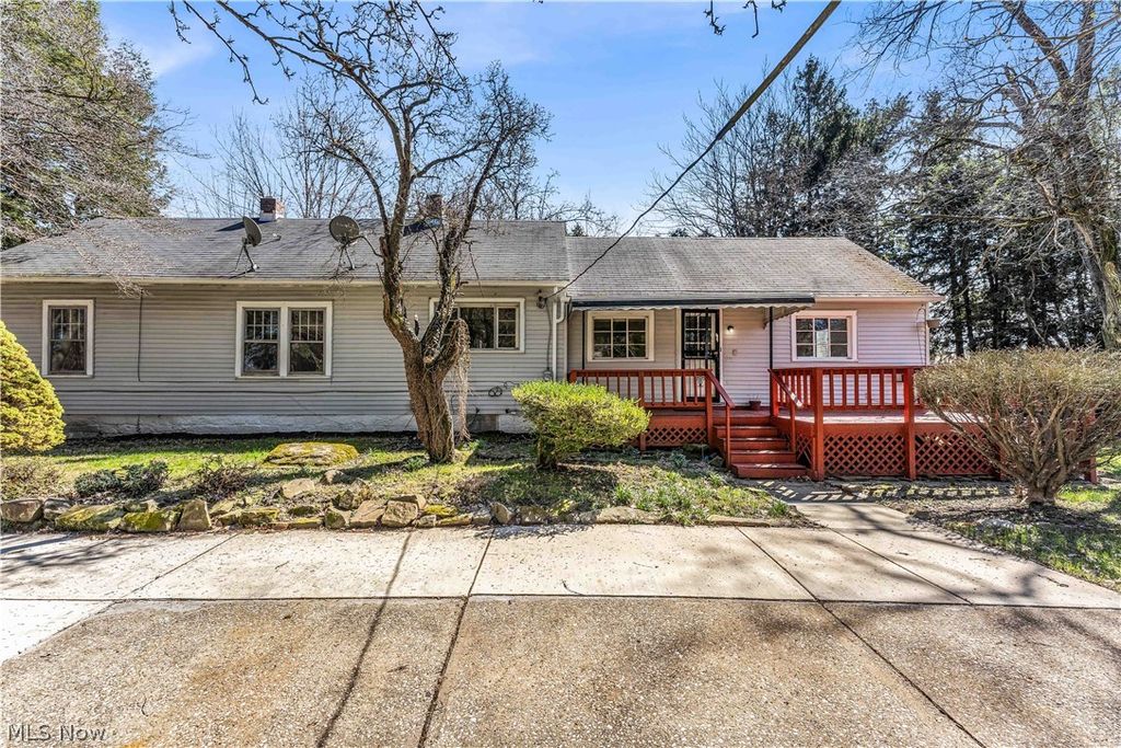 Photo of 2150 Glenridge Road, Euclid, OH 44117 (MLS # 5197776)