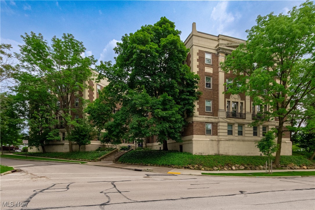 2330 Euclid Heights Boulevard #309, Cleveland Heights, Ohio image 33