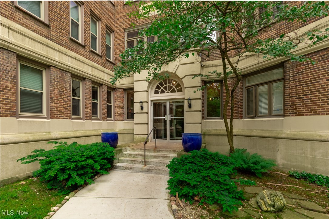 2330 Euclid Heights Boulevard #309, Cleveland Heights, Ohio image 1