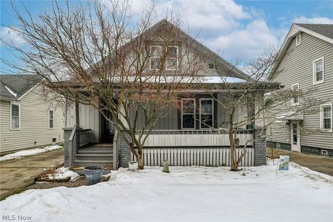 Photo of 2374 Roth Drive, Cuyahoga Falls, OH 44221 (MLS # 5187648)