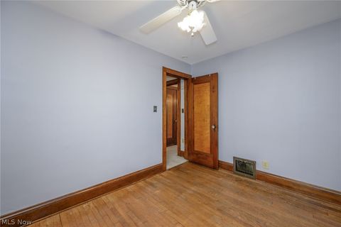 Tiny photo for 2374 Roth Drive, Cuyahoga Falls, OH 44221 (MLS # 5187648)