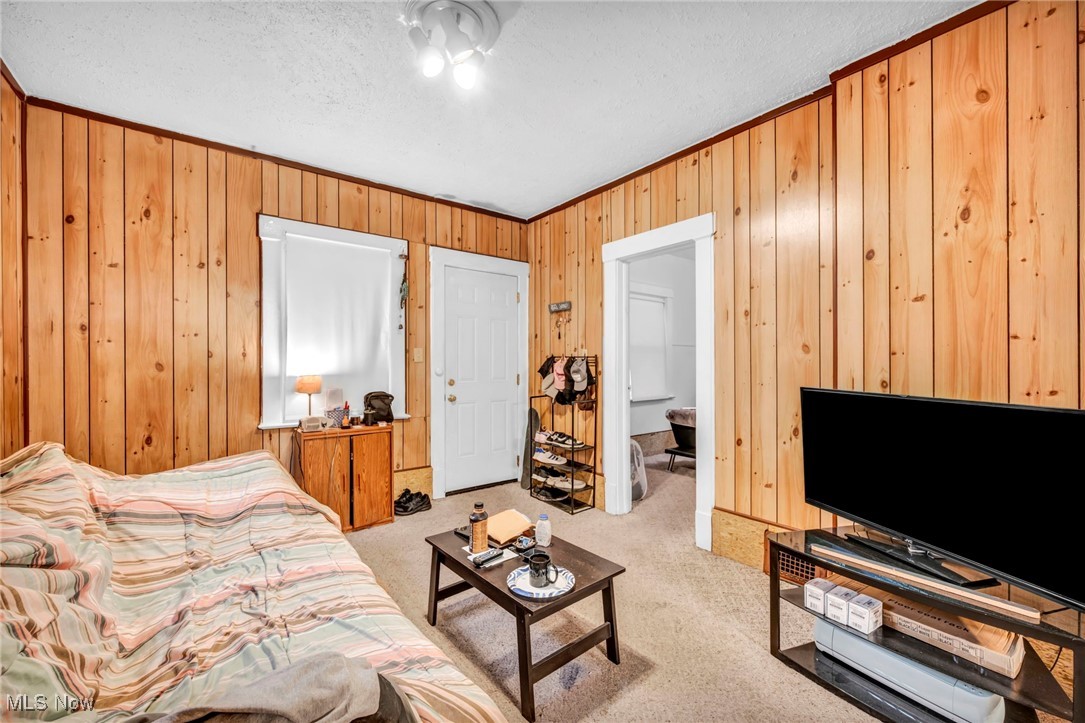 birdtown - Residential Income