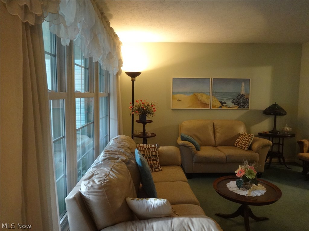 Aurora Shores 10 - Residential