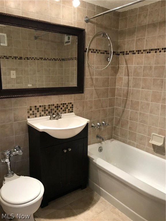 South Park Manor Condo - Residential