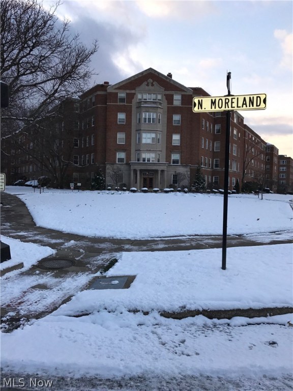 South Park Manor Condo - Residential