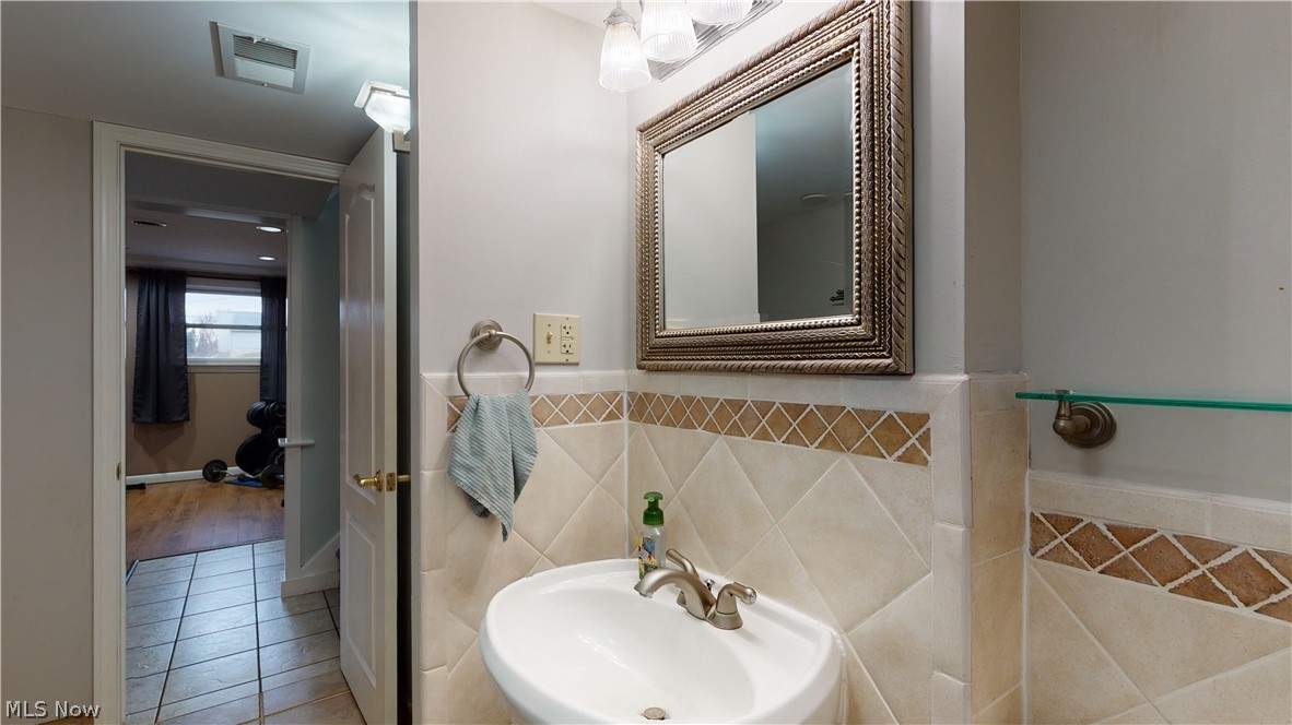 Briarwood Village - Residential