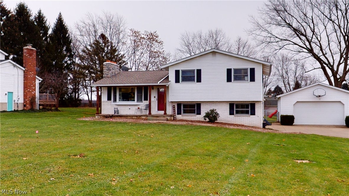 Briarwood Village - Residential