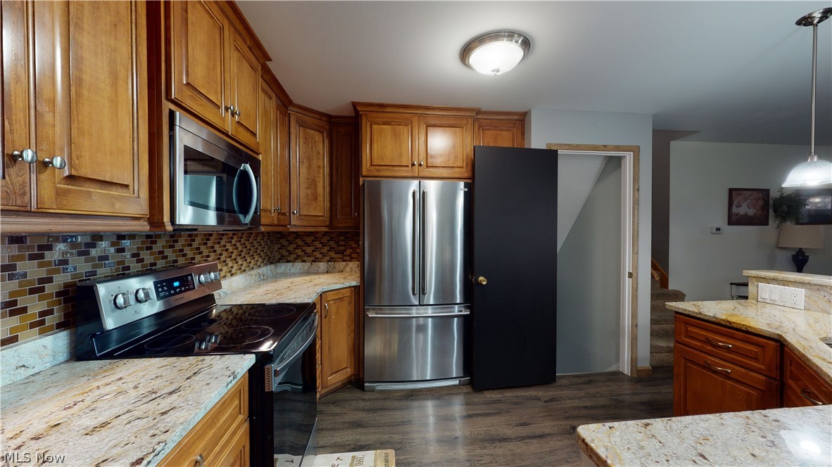 Briarwood Village - Residential