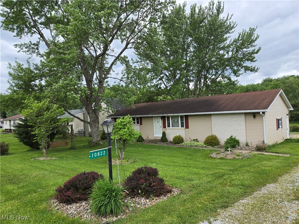 10822 Welton Road, Bolivar, Ohio image 1
