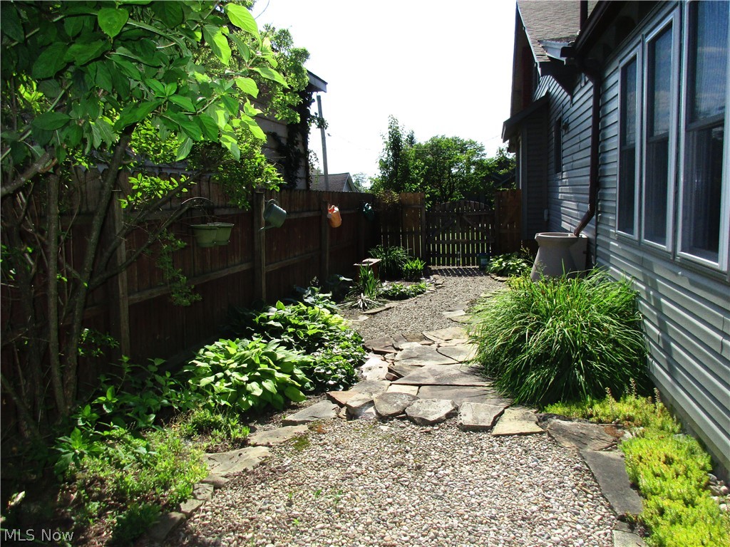 Mccurdy Mcewen & Land Cos Add - Residential