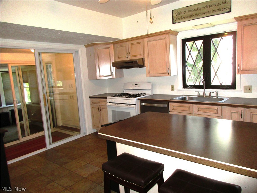 Mccurdy Mcewen & Land Cos Add - Residential