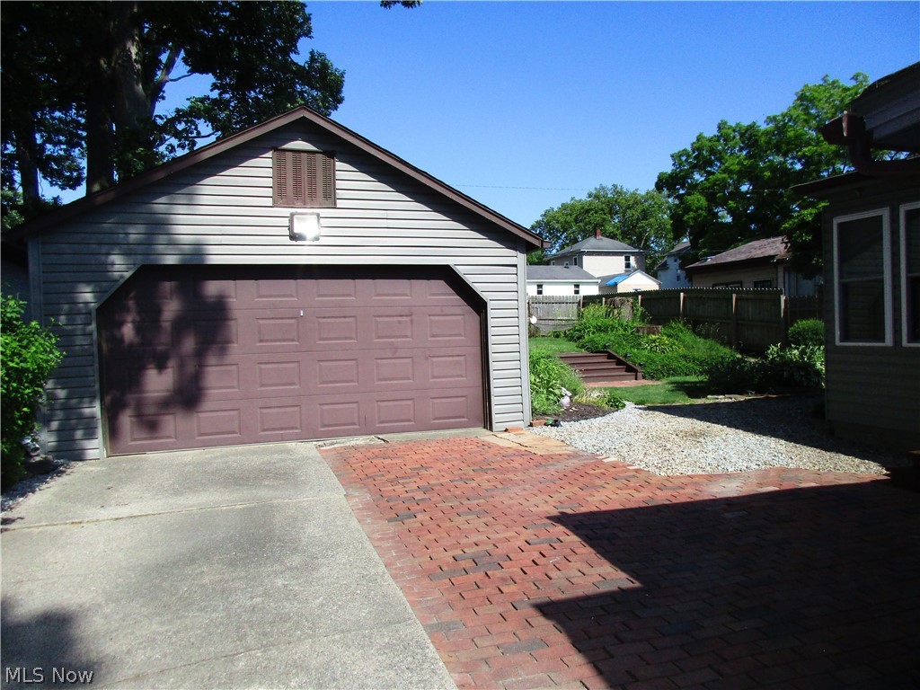 Mccurdy Mcewen & Land Cos Add - Residential