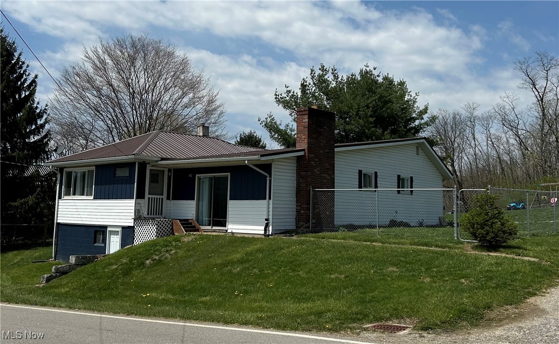 142 W Main Street, Hopedale, Ohio image 2