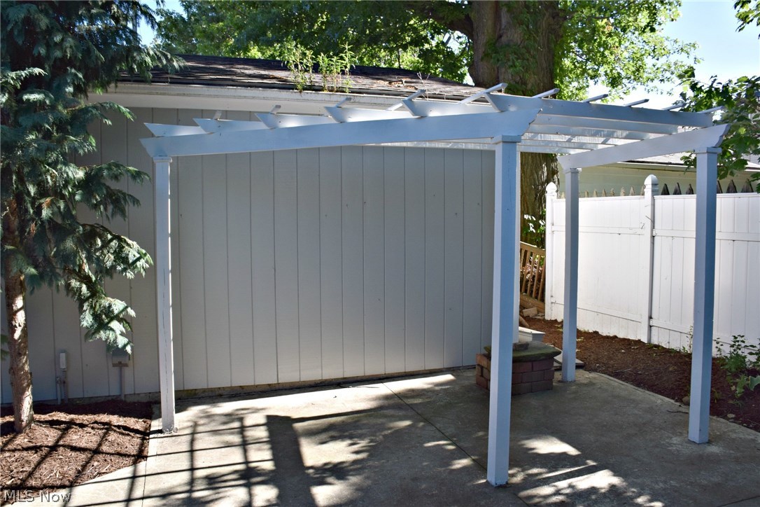 Mathews & Gilbert 07 - Residential