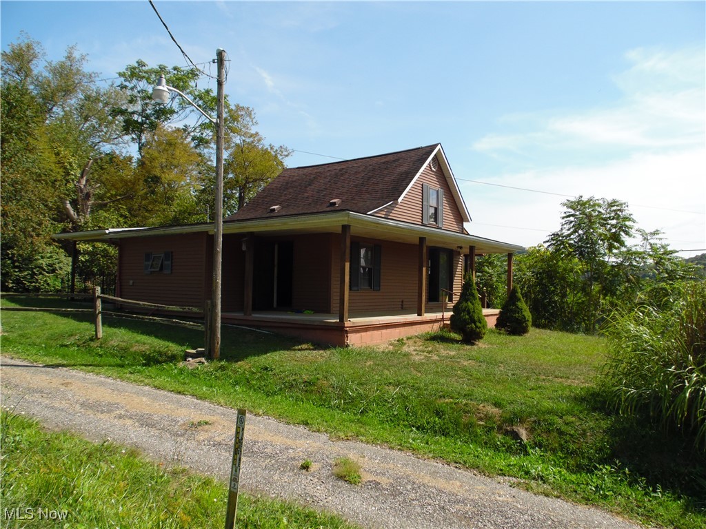 33056 State Route 800, New Matamoras, Ohio image 4