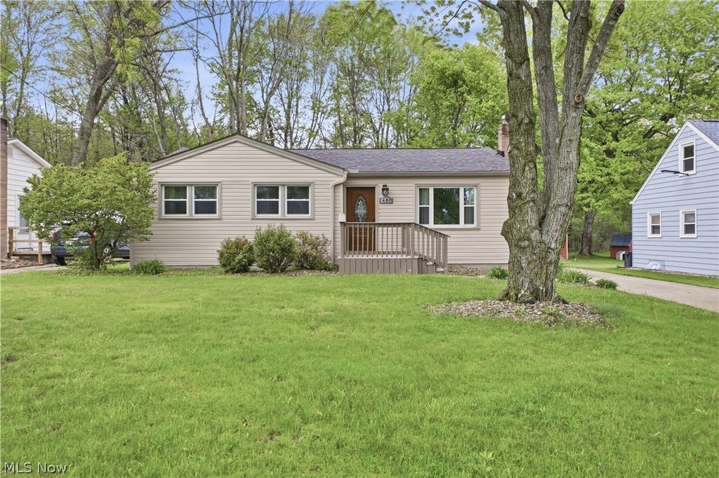 Photo of 480 Afton Avenue, Boardman, OH 44512 (MLS # 5206635)