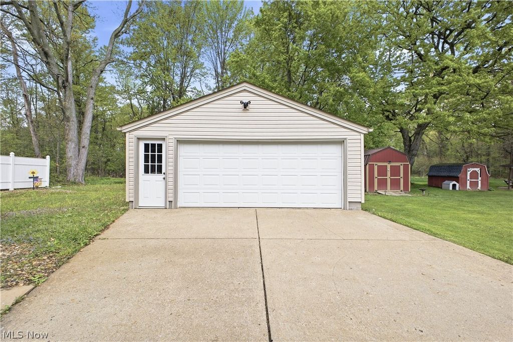 Photo of 480 Afton Avenue, Boardman, OH 44512 (MLS # 5206635)