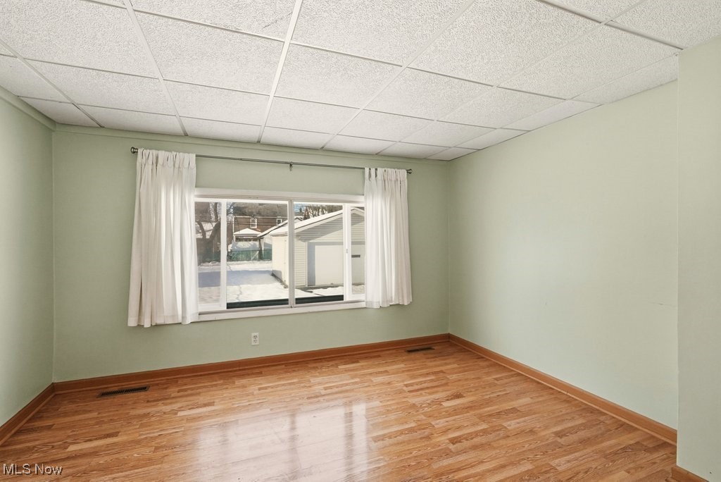 B J Luceys - Residential