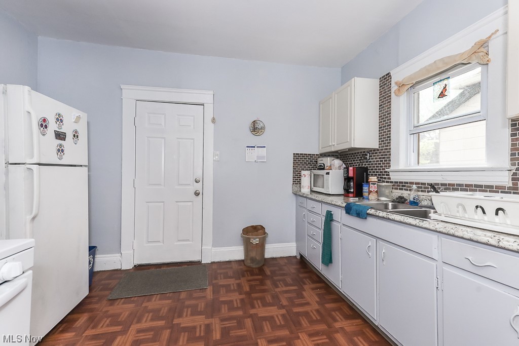 D C Taylors - Residential Income