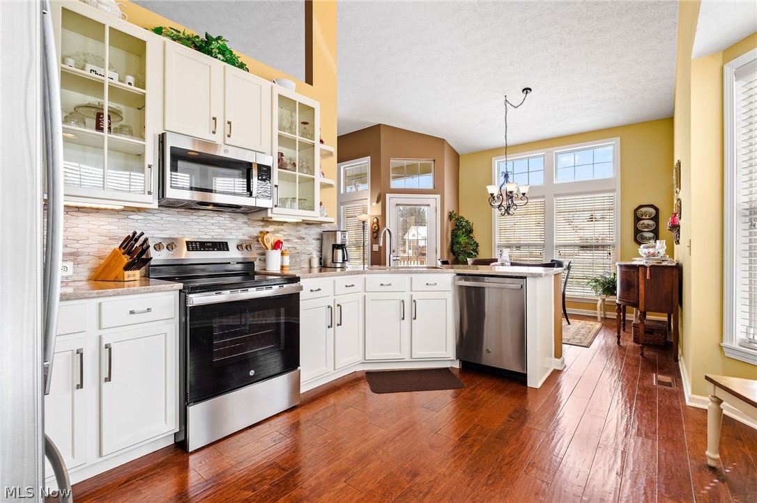 Ridgewood Falls Condos - Residential