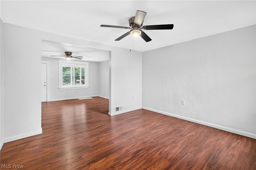 1906 3rd Street