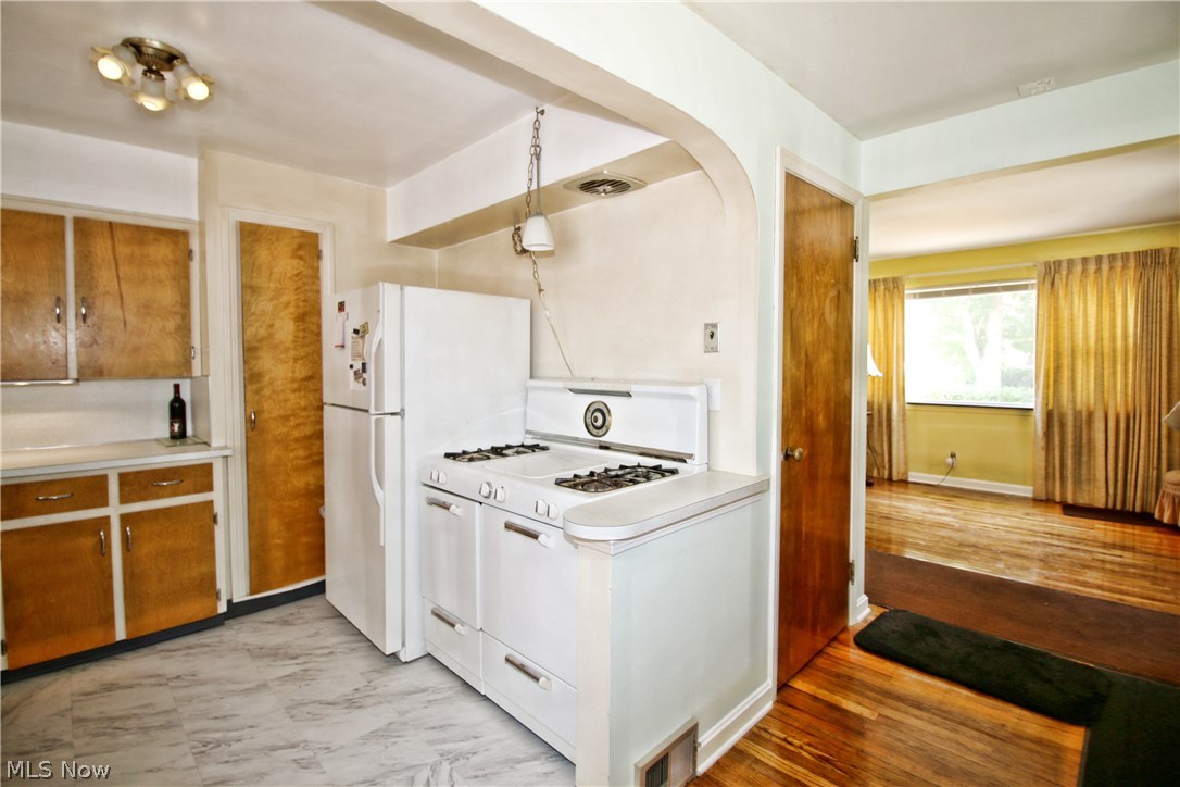 Akron Gardens - Residential