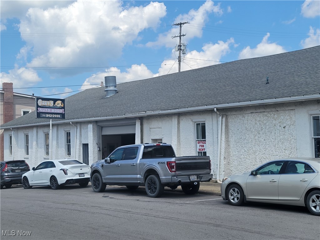 W Warren & S Main Street