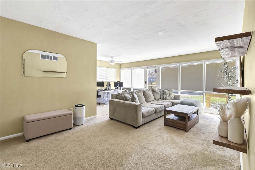 536 Bayfair Drive, Bay Village, Ohio image 2