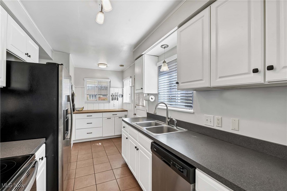 536 Bayfair Drive, Bay Village, Ohio image 13