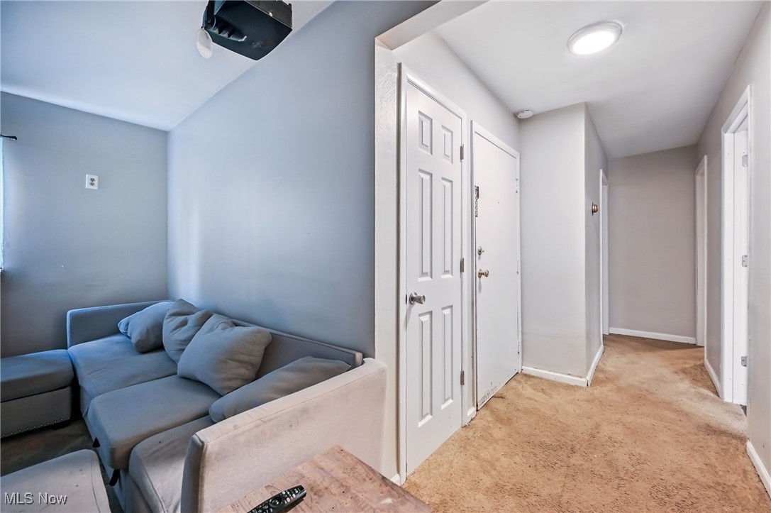 Austintown, Ohio 44515, United States, 4 Bedrooms Bedrooms, ,2 BathroomsBathrooms,Residential,Contingent,147180