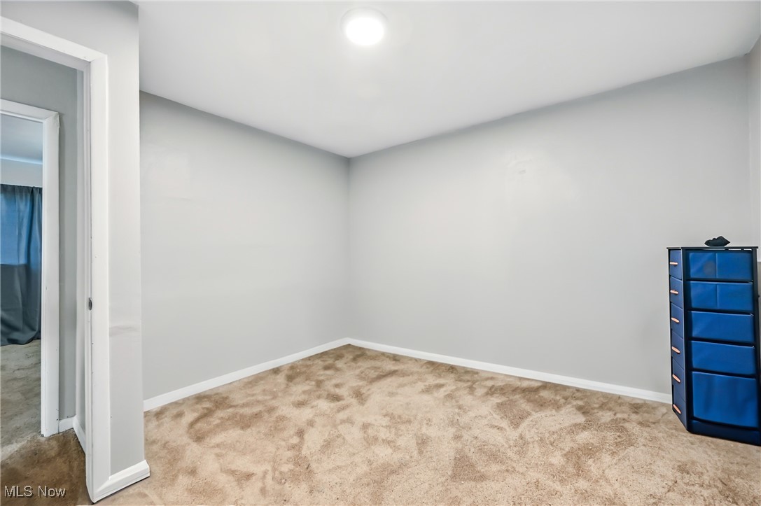 Austintown, Ohio 44515, United States, 4 Bedrooms Bedrooms, ,2 BathroomsBathrooms,Residential,Contingent,147180