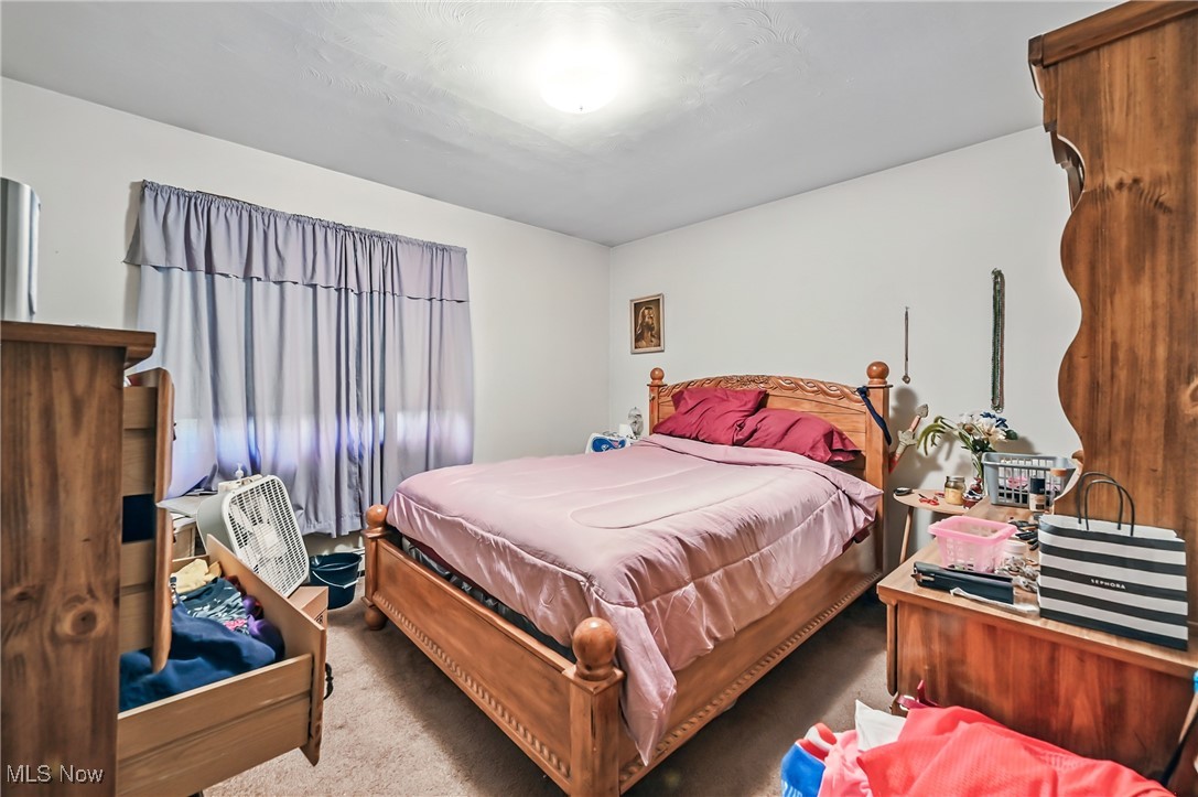 Austintown, Ohio 44515, United States, 4 Bedrooms Bedrooms, ,2 BathroomsBathrooms,Residential,Contingent,147180