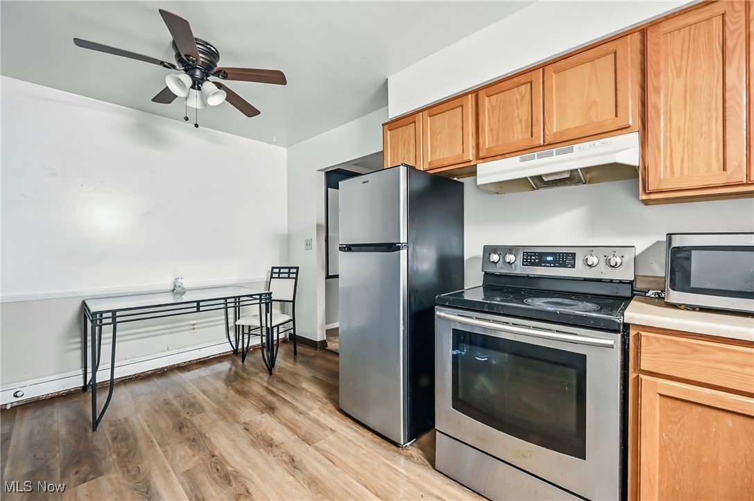 Austintown, Ohio 44515, United States, 4 Bedrooms Bedrooms, ,2 BathroomsBathrooms,Residential,Contingent,147180