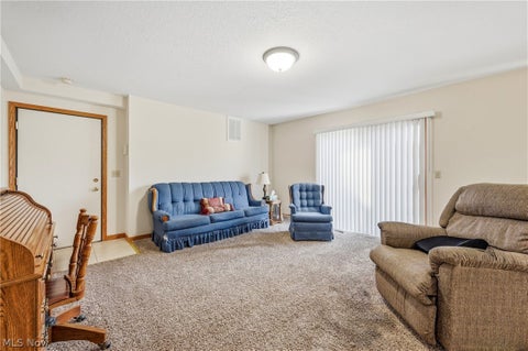 Tiny photo for 544 Caroline Avenue, Hubbard, OH 44425 (MLS # 5255775)