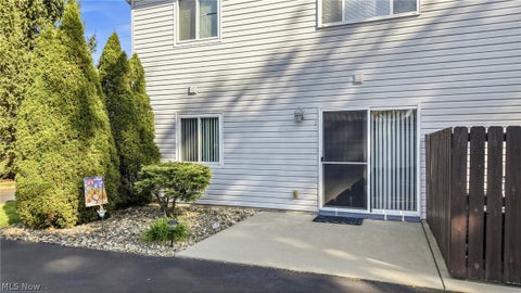 Tiny photo for 544 Caroline Avenue, Hubbard, OH 44425 (MLS # 5255775)